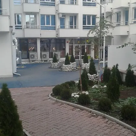 White Dream Апартамент *